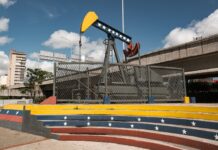 U.S. oil giant Chevron confirms it will expand operations in Venezuela